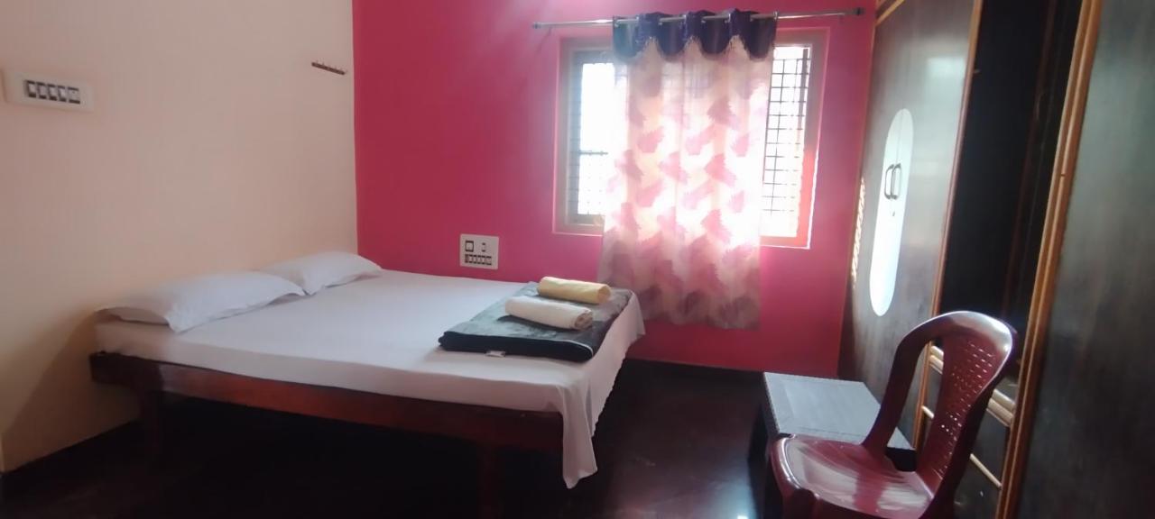 Namitha Home Stay - Chambres d’hôtes Hampi