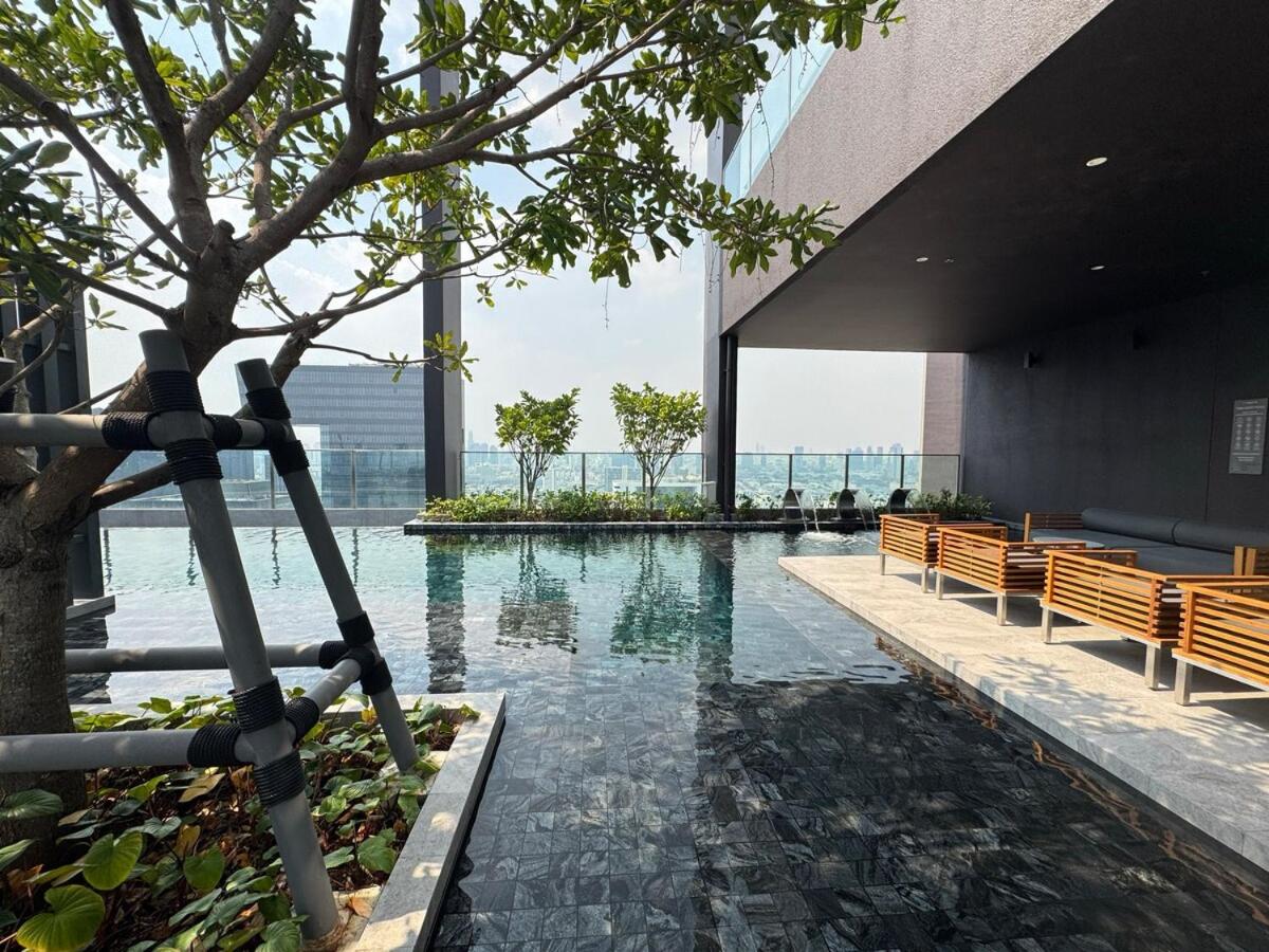NUE District Rama 9 Condo - B&B Bangkok