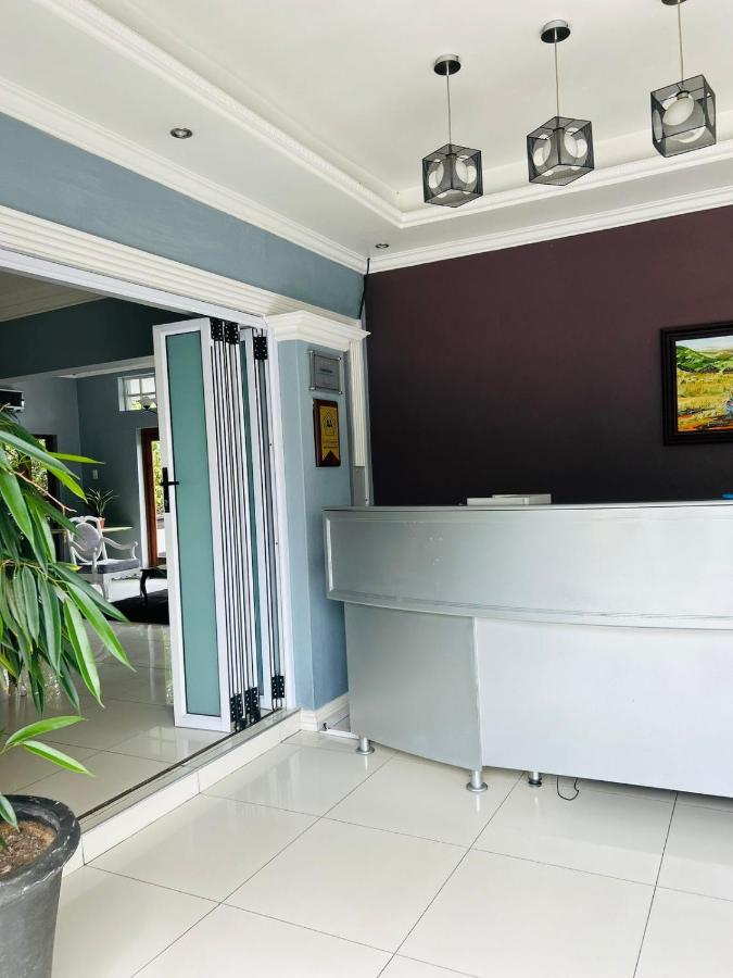 ZQ Guest House - B&B Mthatha