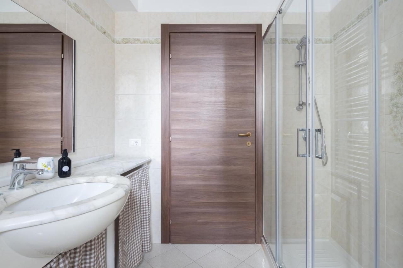 Appartamento Roberto-4 beds,AC - Bed and Breakfast Santo Stefano di Magra