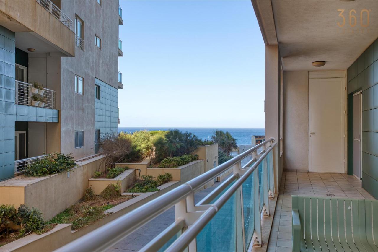 Prime Fort Cambridge 3BR Near Seafront - Bed and Breakfast Sliema