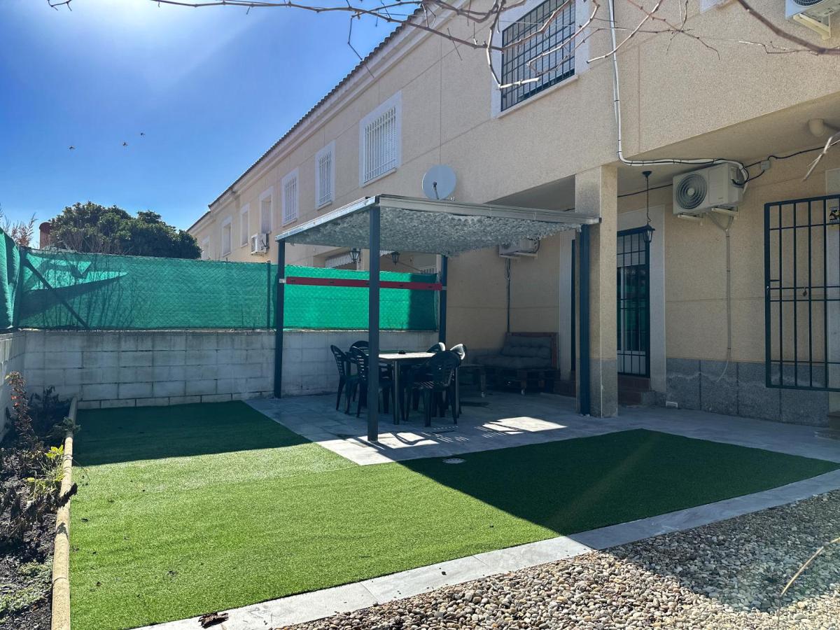 El Retiro de Albarreal - Chalet 3 hab, Aire Acondicionado y Entrada Piscina Gratuita - Chambres d'hôtes Albarreal de Tajo