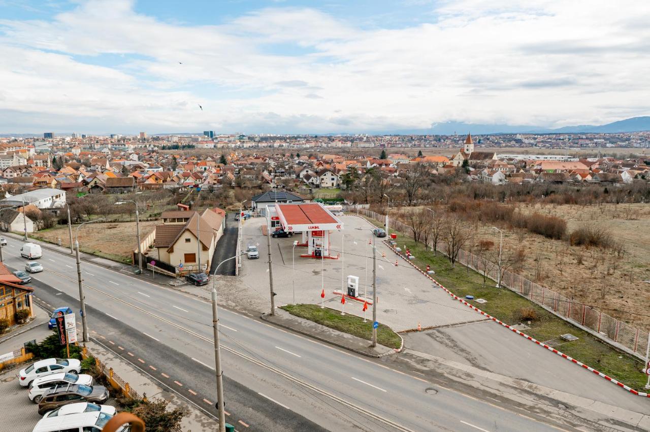 New Airport Apartment - Bed and Breakfast Sibiu