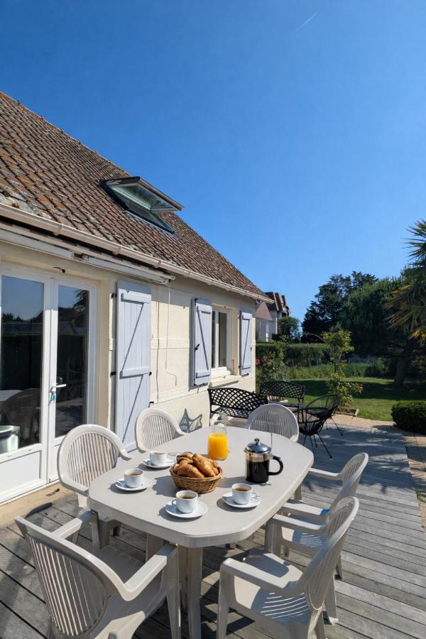 LA BELVILLOISE , Maison 6 Personnes avec jardin terrasse et proche mer - Chambres d'hôtes Villers-sur-Mer