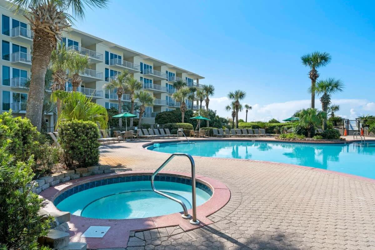 The Crescent 117 - B&B Destin