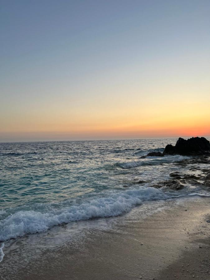 Vila Llaman Luxury Rooms - B&B Himarë