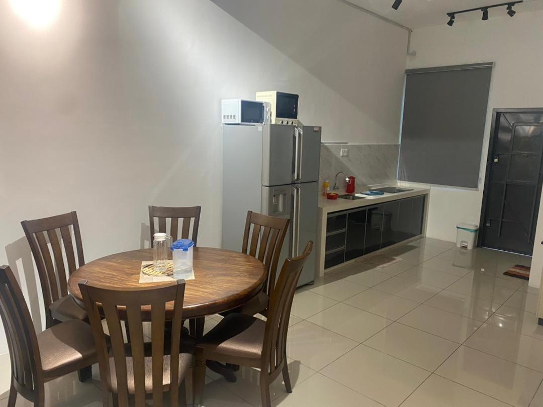 Sentosa Grand Homestay - B&B Kulim