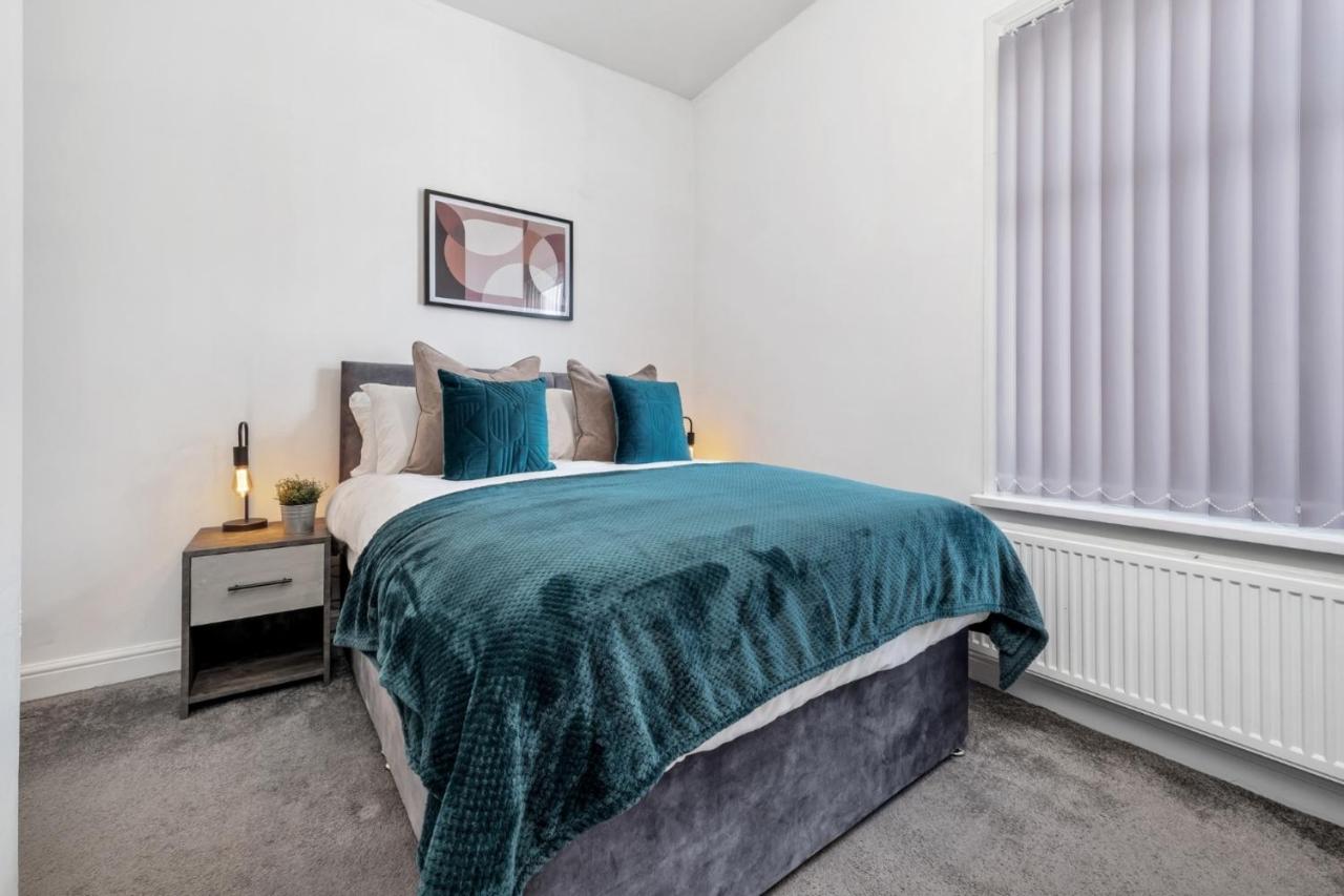 Comfy En Suite Rooms Near Alton Towers - B&B Stoke-on-Trent