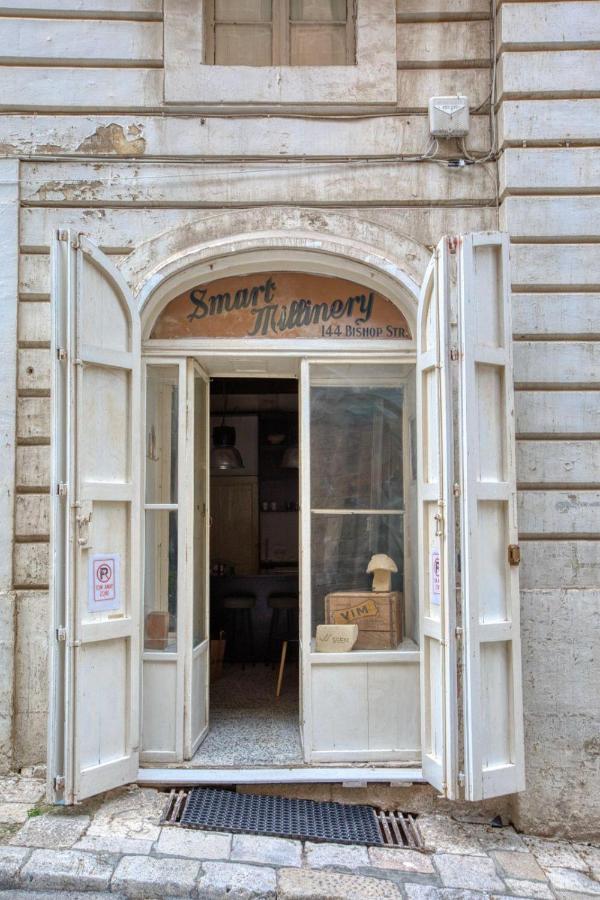 Archbishop Street Valletta Apartment - B&B La Valletta