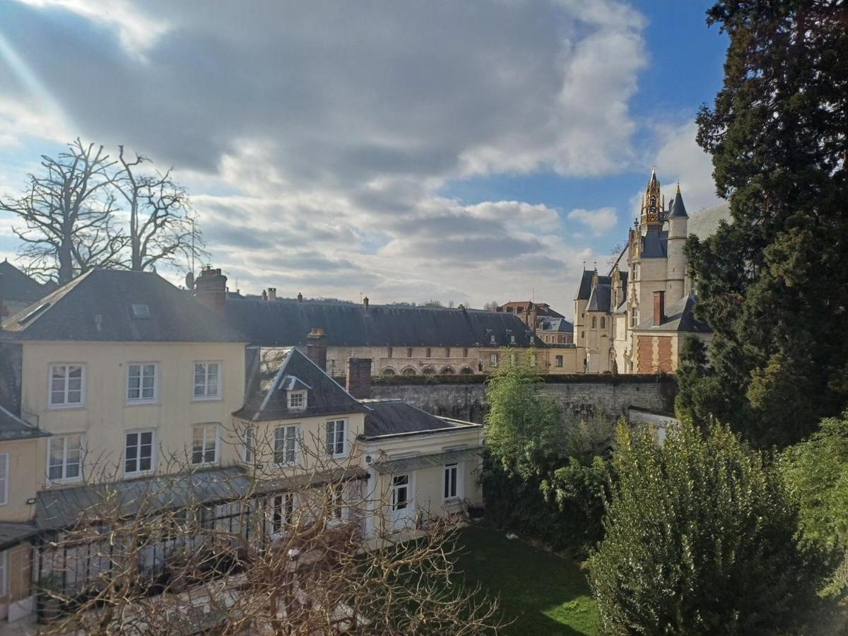 Le Muséum - Confortable avec Vue sur la Cathédrale - Chambres d’hôtes Beauvais