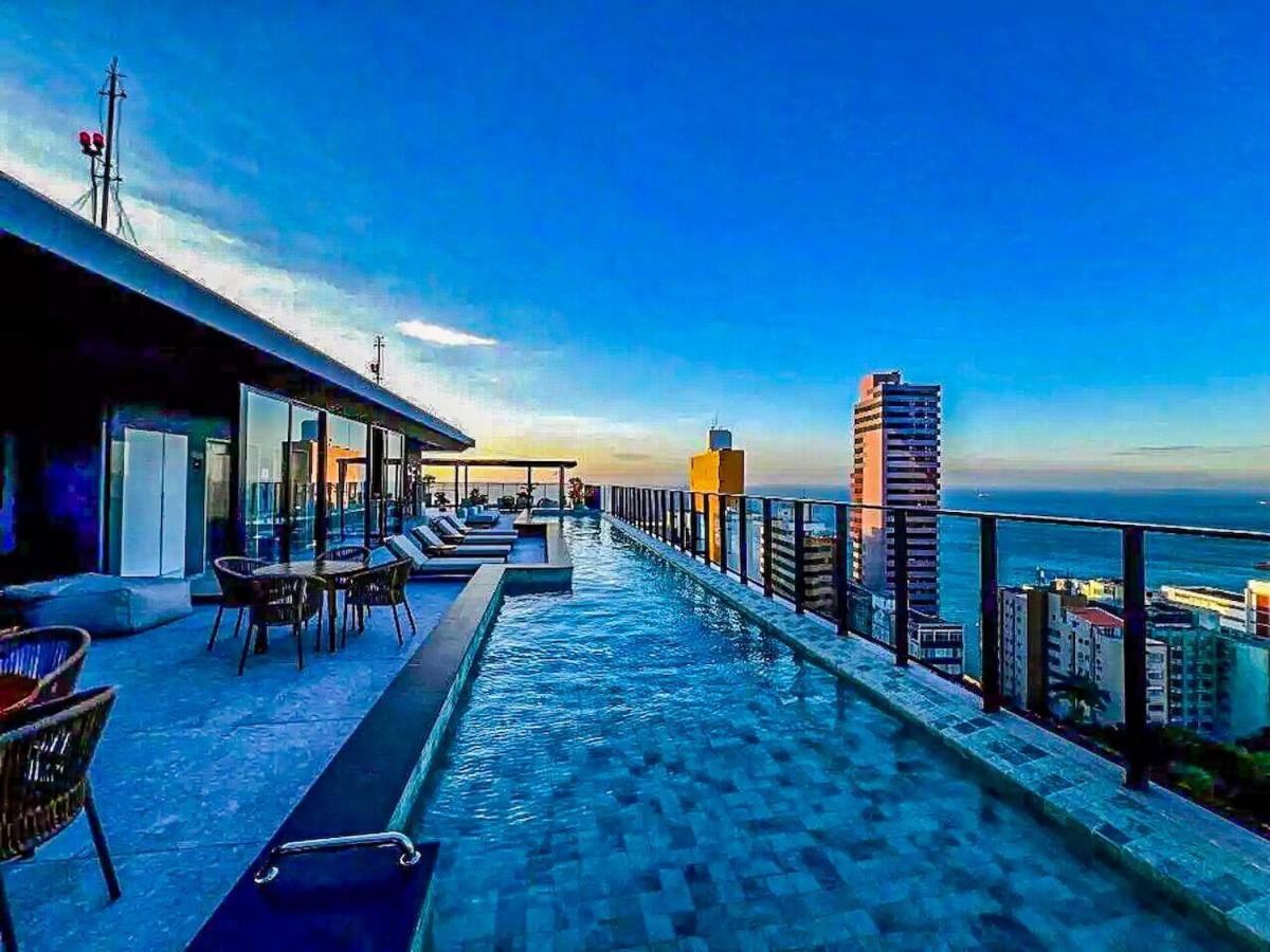 Lindo Studio Vista Mar Corredor da Vitória - B&B Salvador