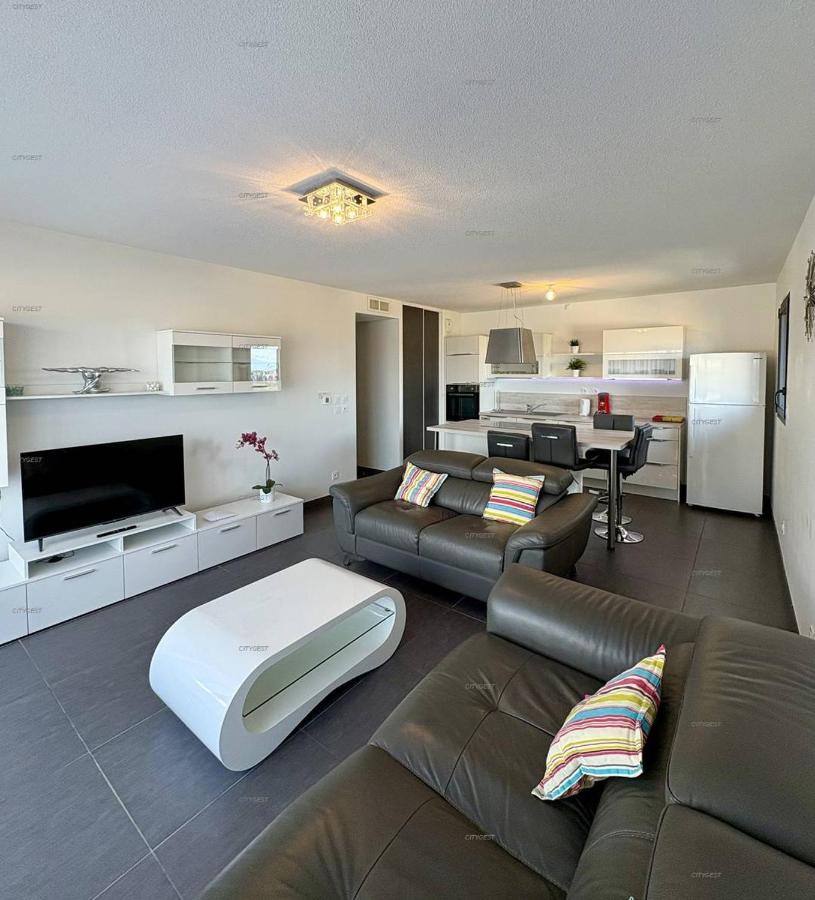 Superbe Appartement T3 - 6 Personnes - 100 m de la plage - Piscine- 6ODYS405C - Chambres d'hôtes Le Barcarès
