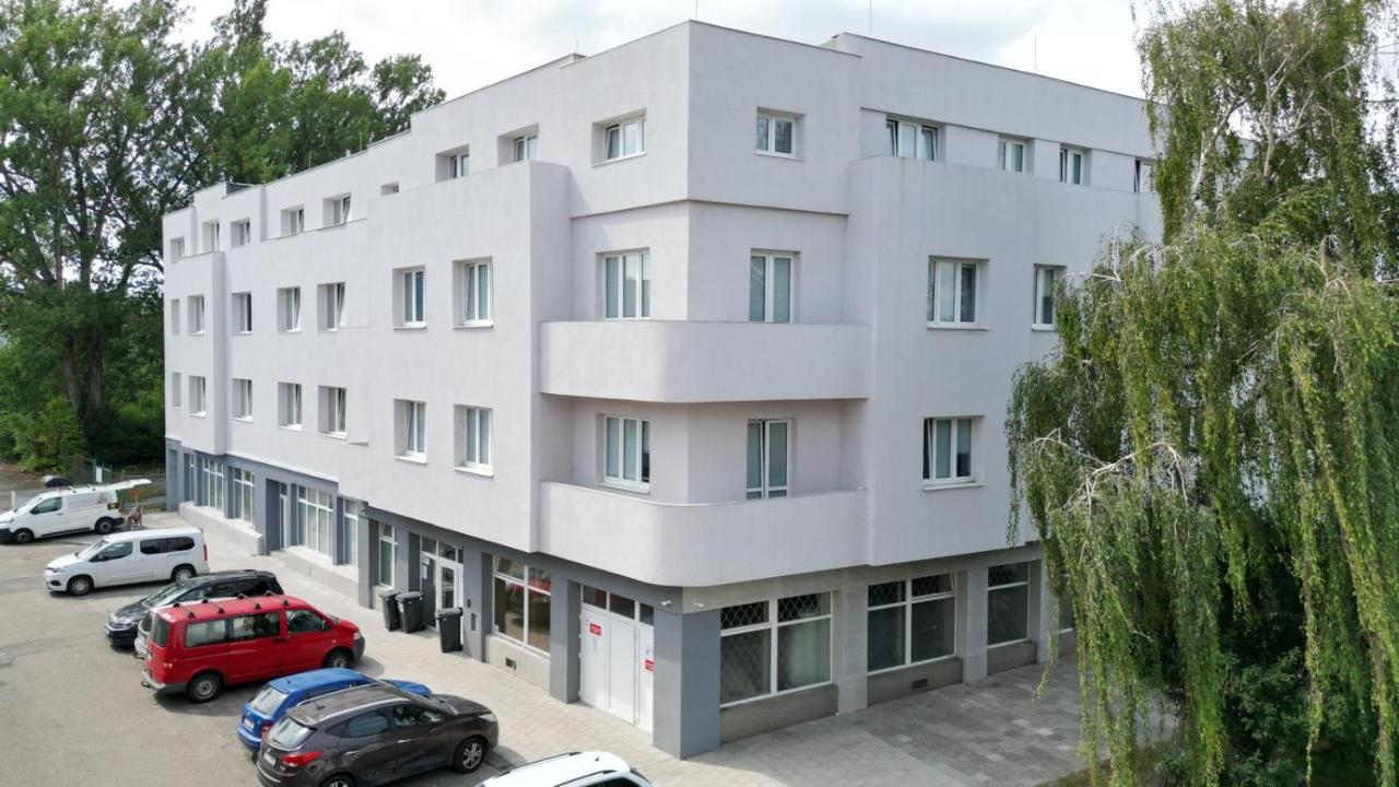 Apartmány Škodova Přerov - B&B Přerov