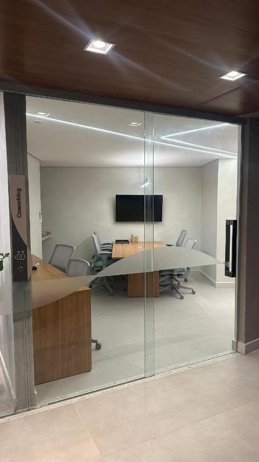 Flat Luxo em Boa Viagem - 5min do Aeroporto - perto da praia - Wi-Fi 500mb - check-in 24h - Chambres d'hôtes Recife