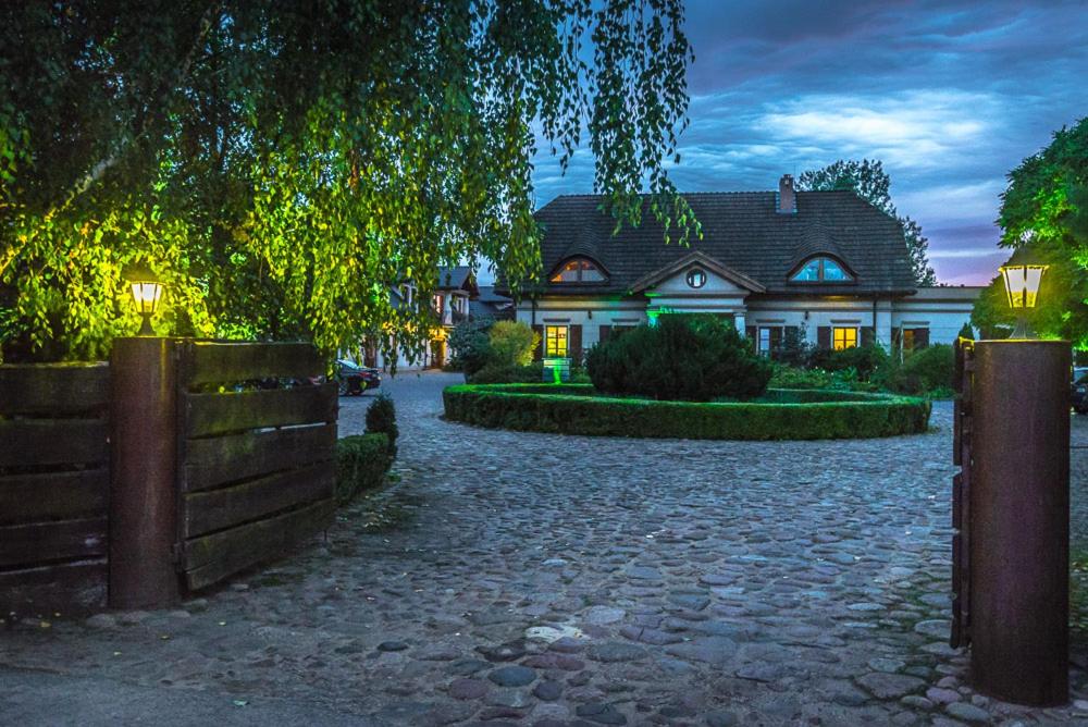 Dworek Nad Pilicą - B&B