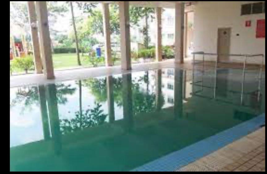 Puchong Permata Homestay 3BR - Bed and Breakfast Puchong