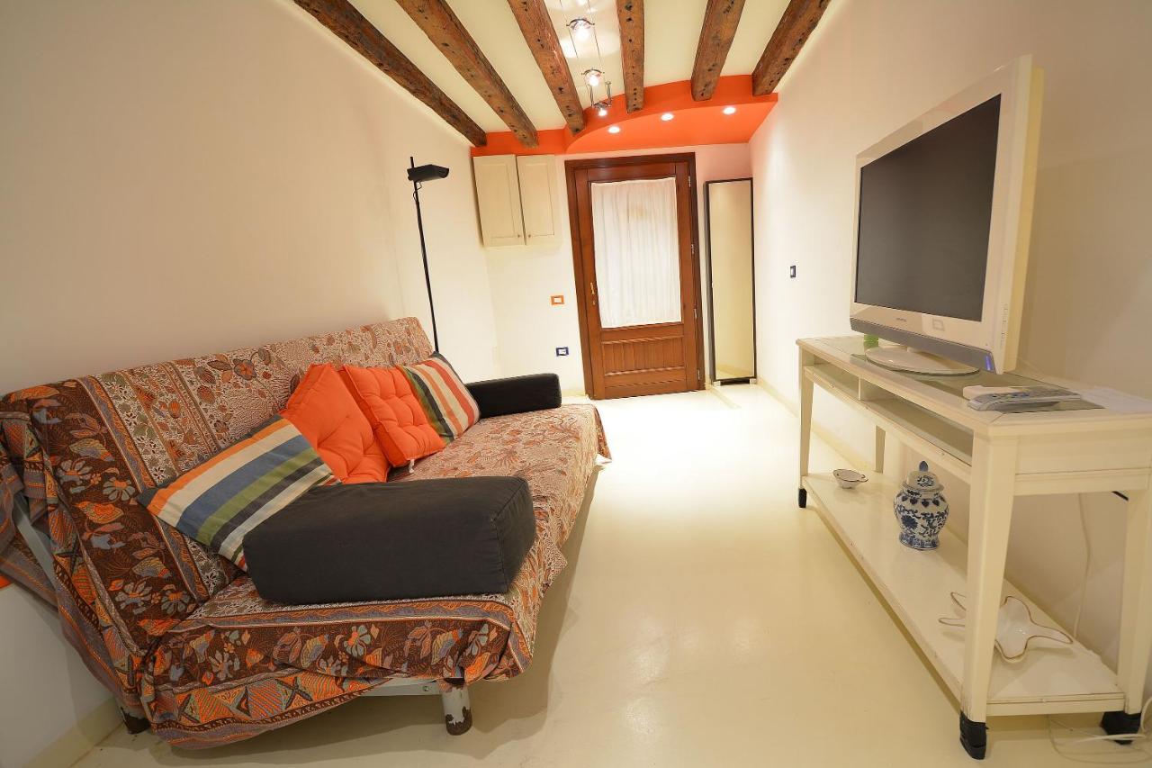 BARBERA-Biennale - B&B