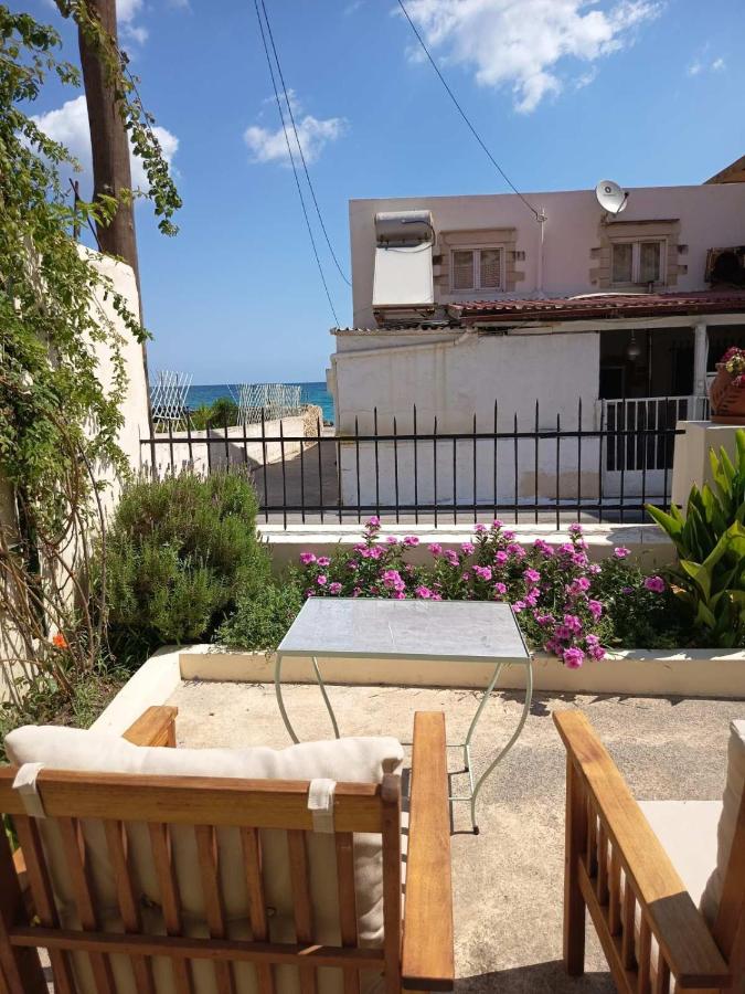 Jasmine Home by the Sea by 8essentially - Chambres d’hôtes Kalyves