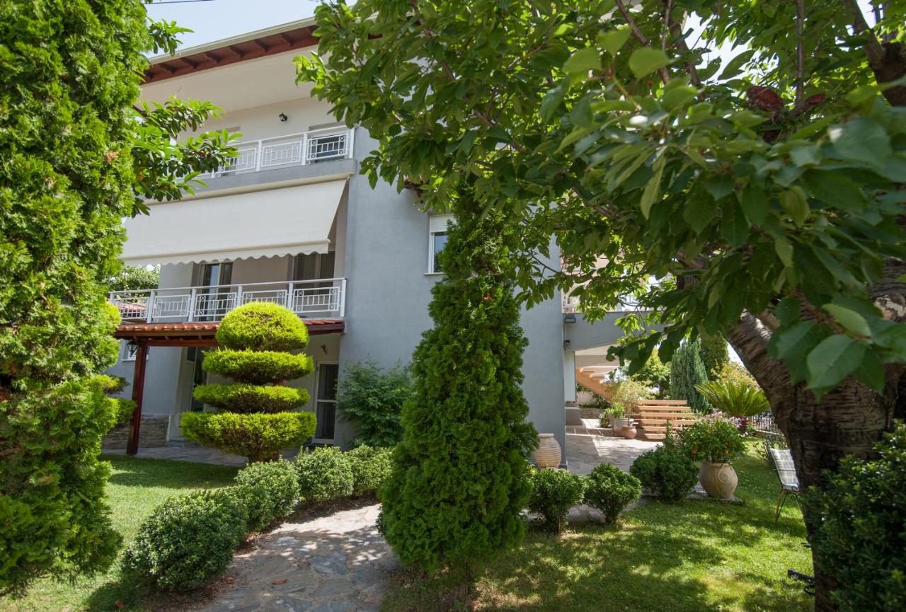 Dioni Houses - B&B