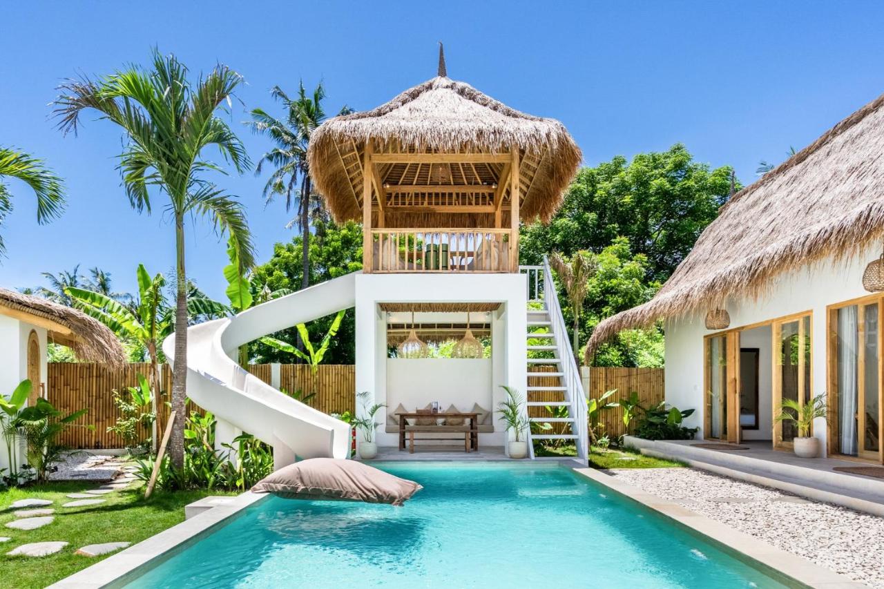Villa Sari Tropical Villa with Waterslide - B&B Gili Air
