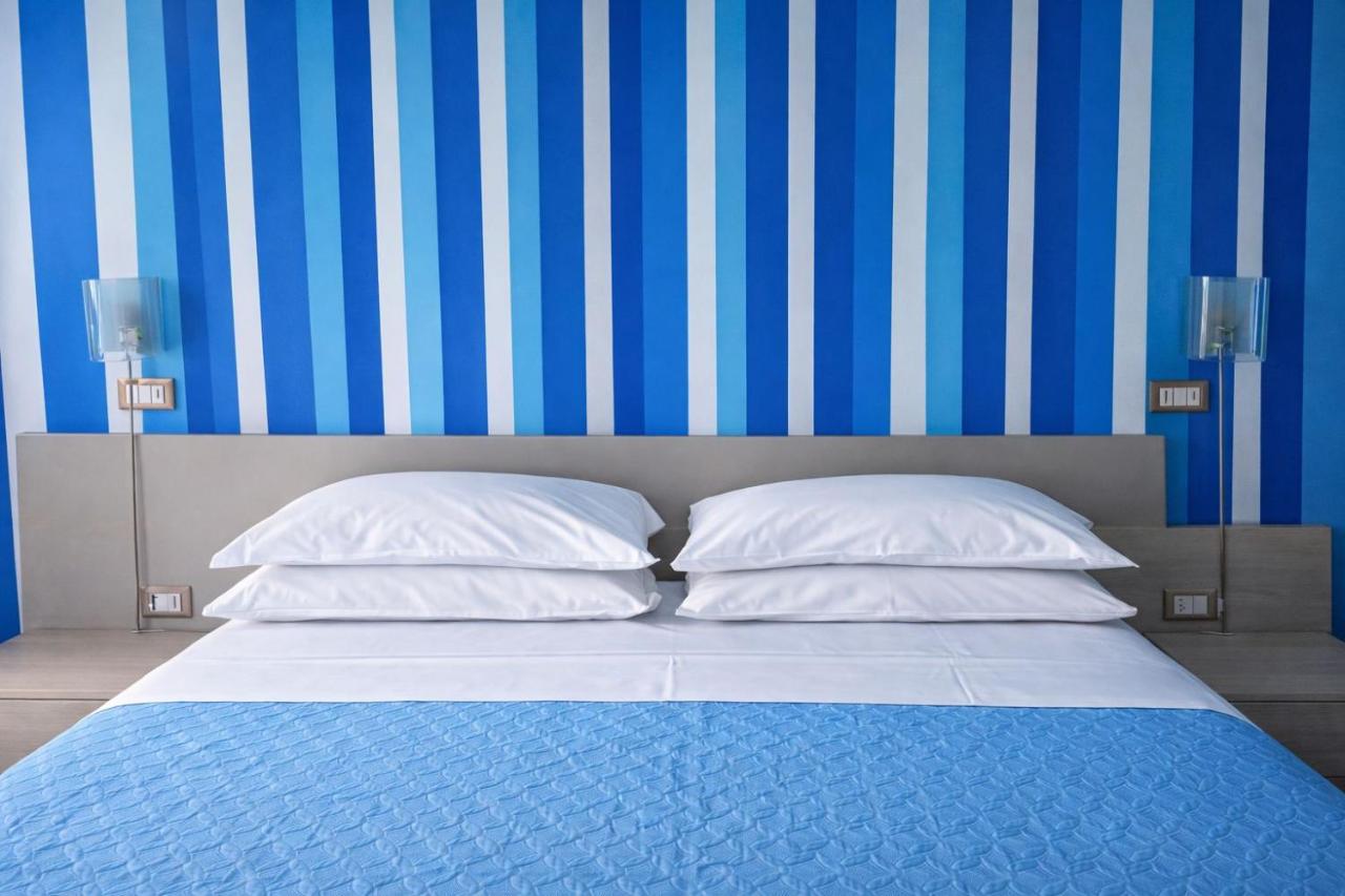 Doppel-/Zweibettzimmer mit Gartenblick