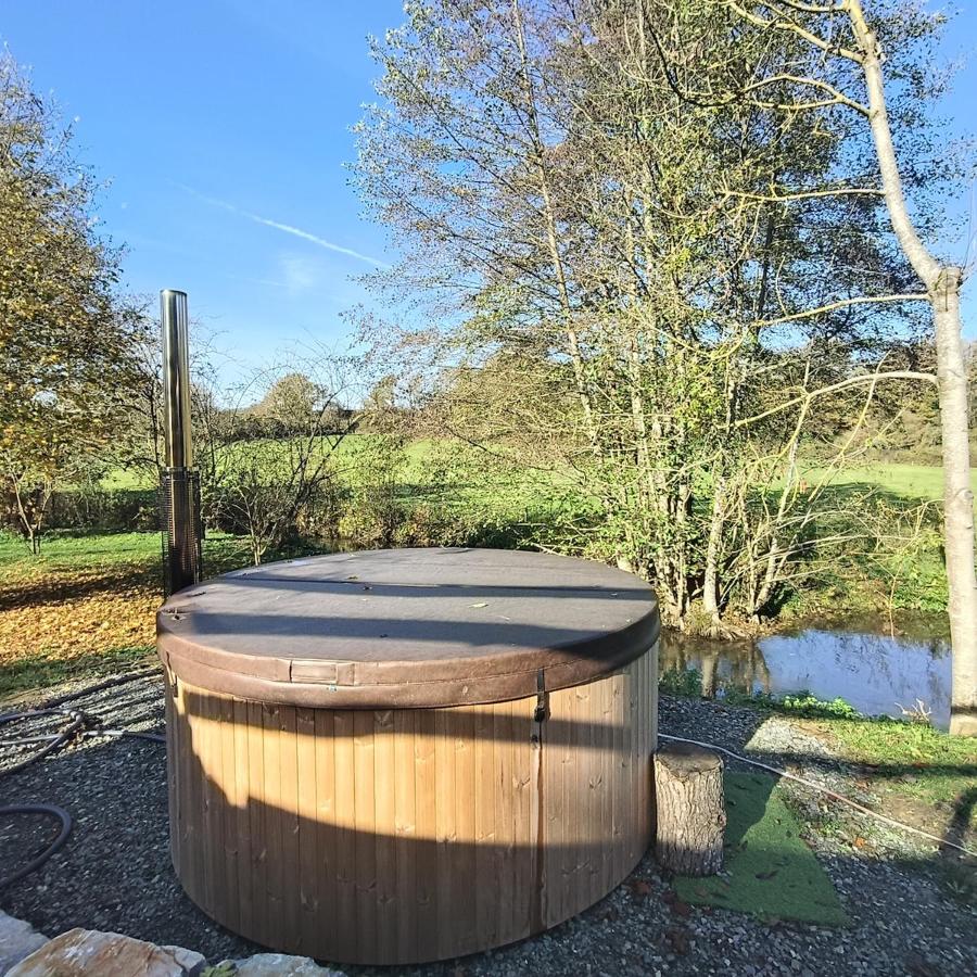 Gîte de rural de 15 personnes, bain nordique, rivière et nature - Chambres d'hôtes Voutré