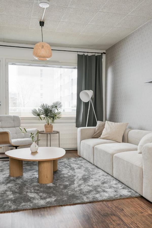 Large and fully equipped apartment in top location - Chambres d'hôtes Jyväskylä