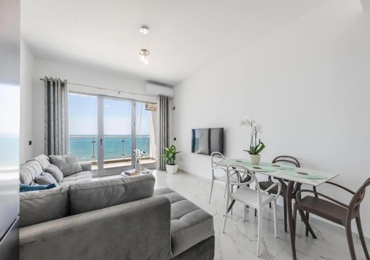 The Seafront Haven by PS - B&B Durrës