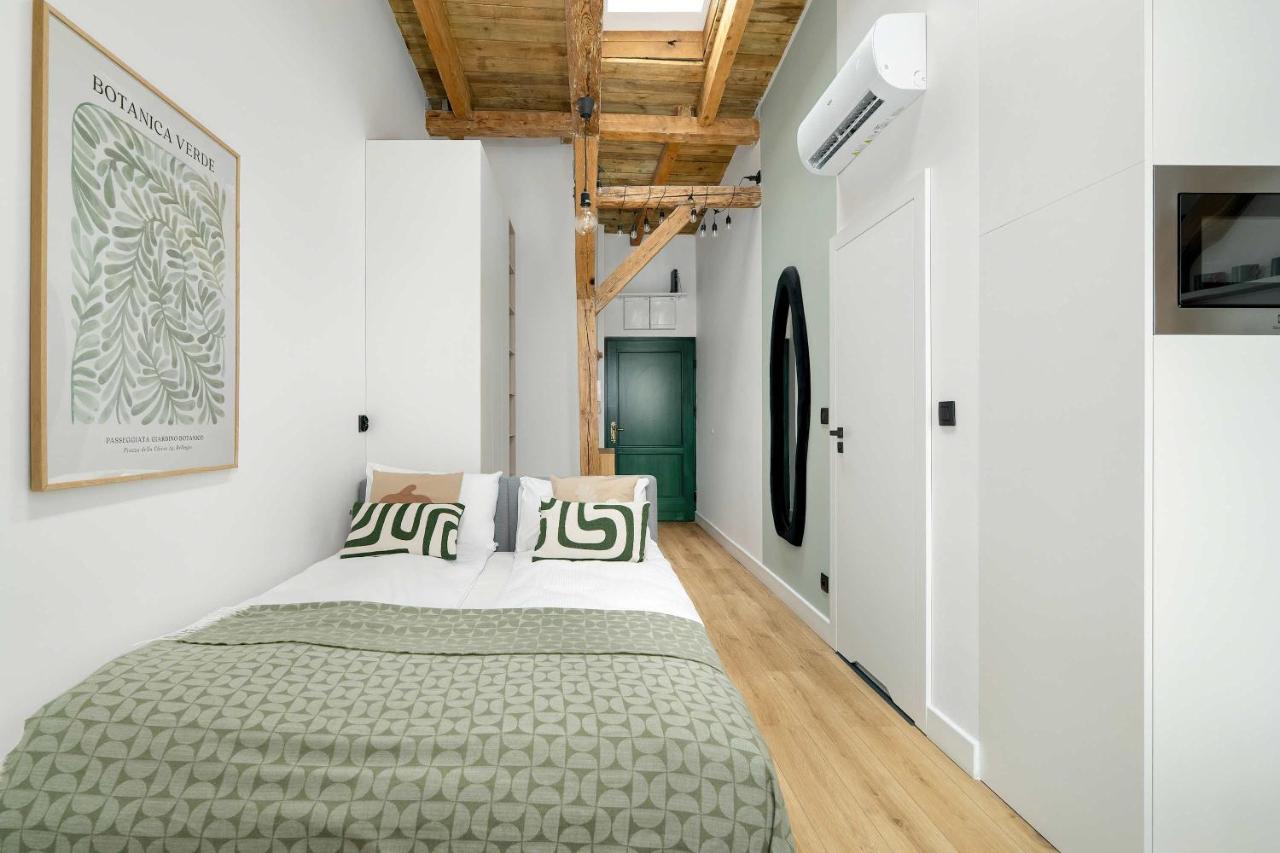 Przytulne Studio w Poznaniu z Klimatyzacją by Noclegi Renters - Chambres d'hôtes Poznan