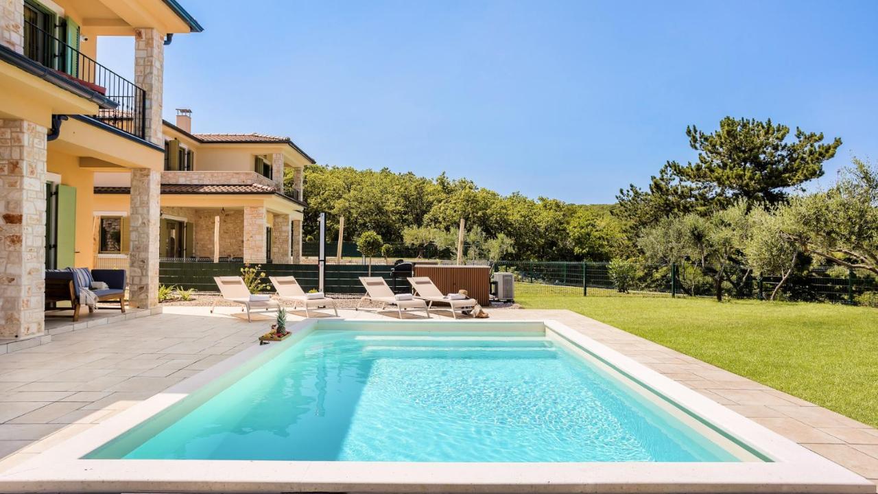 Villa Isla Blue 1 pool&welness Krk by Villas Guide - B&B Vrbnik