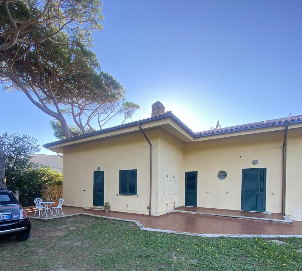 Tuscan seafront apartment with private access to sea - Bed and Breakfast Castiglioncello