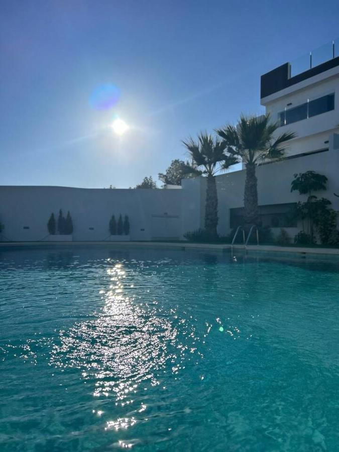 Villa Poolside - B&B Torrevieja