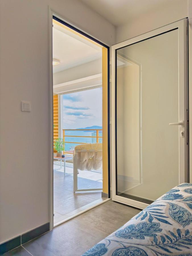 Le Belvedere Séjour cosy vue mer - Bed and Breakfast Fort-de-France