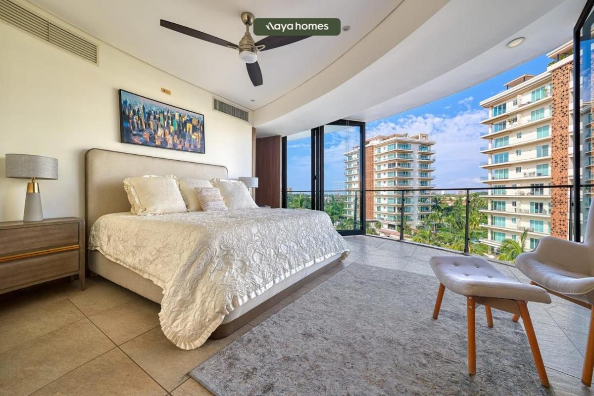 Luxury 2BR Condo in Marina - Pool - Zen Rooftop - B&B Puerto Vallarta