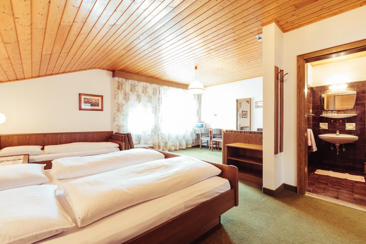 Triple Room with Bathroom