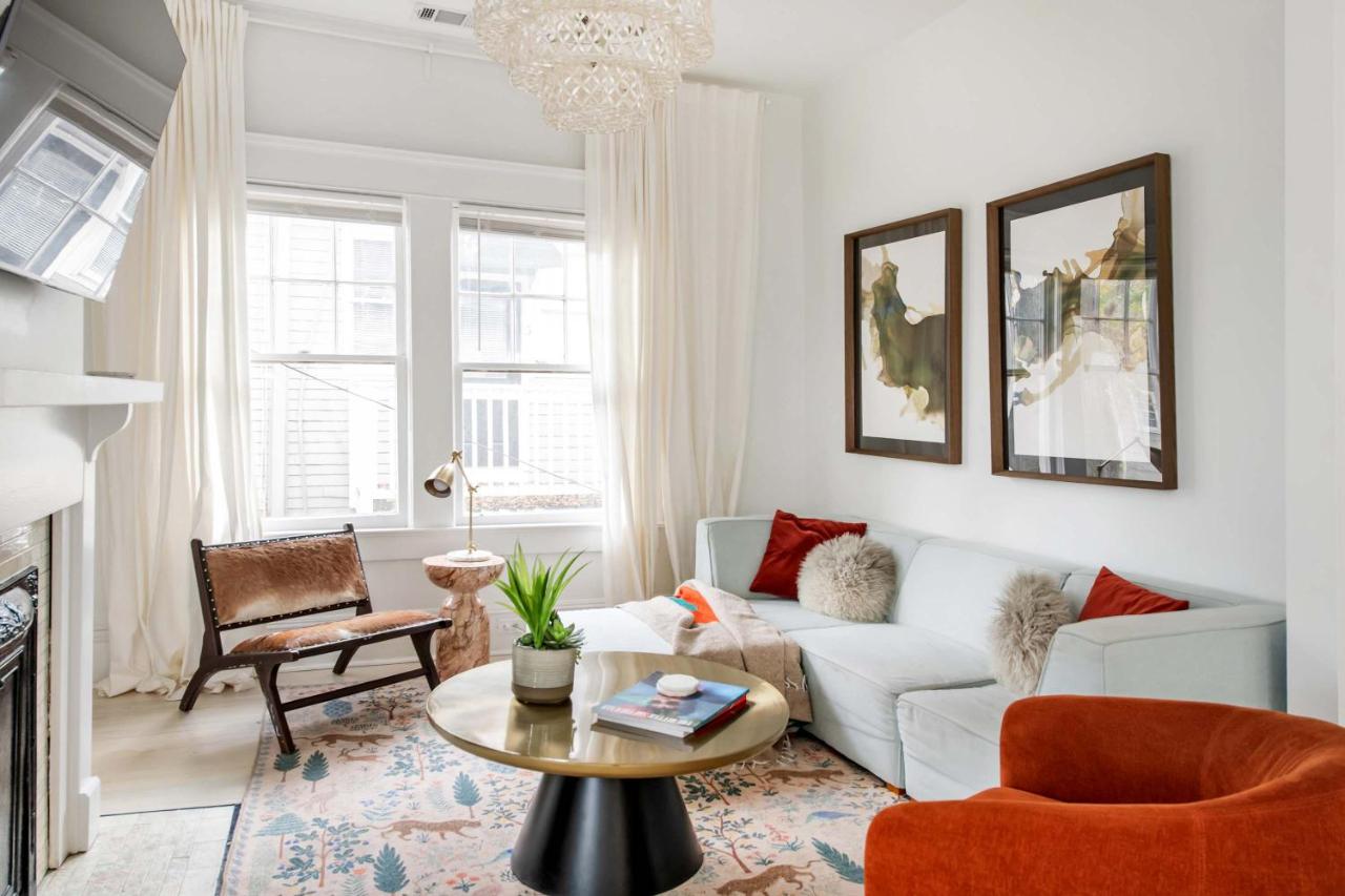 Lace and Leather - B&B Atlanta