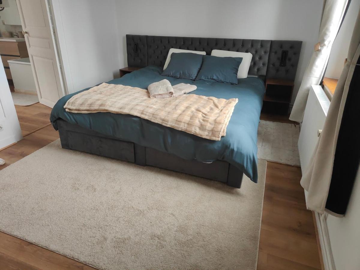 Prestige Loft - Suite King Size - Cinéma - Privé et Parking Inclus - Chambres d’hôtes Beauvais