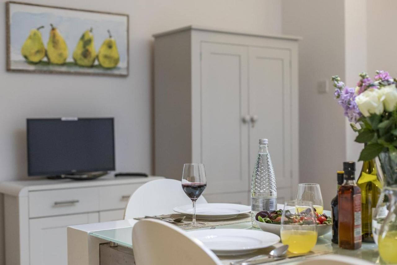 2 Bed in Bath oc-bhr19 - B&B Bath