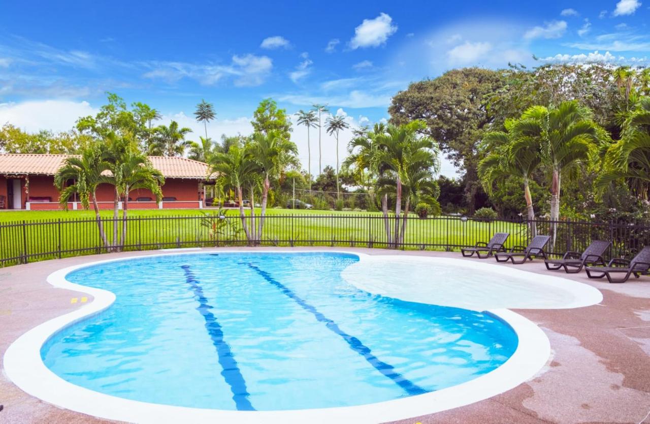 Finca Apopori - B&B Pereira