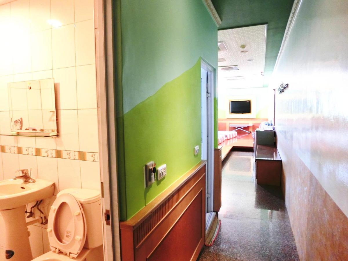 Familienzimmer mit Dusche