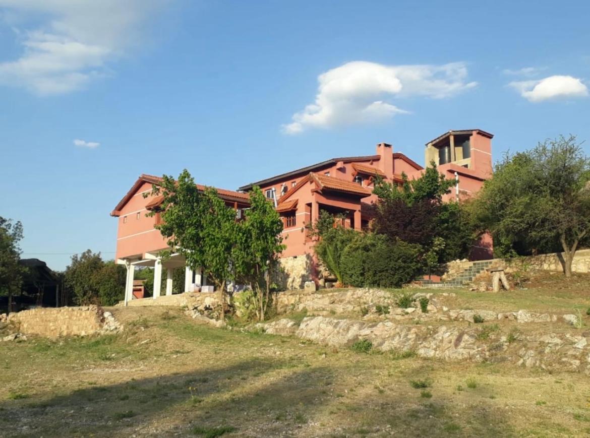 Casona de Montaña - B&B Los Hornillos