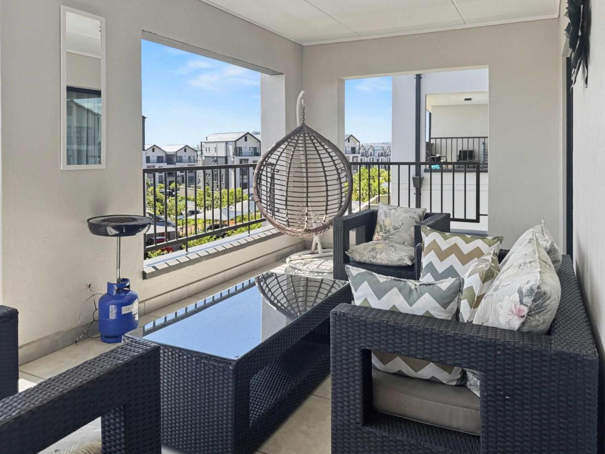 Resort style 1BR-Big balcony-Lagoon Luxury Spa - B&B Midrand