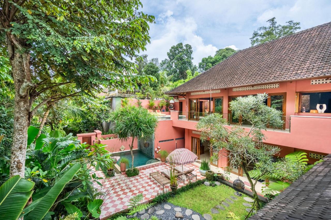 Villa Kembar Ubud - Bed and Breakfast Ubud