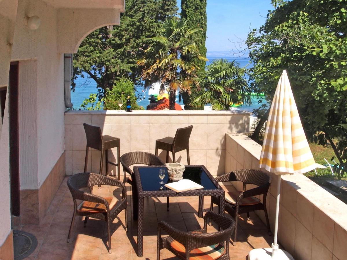 Apartment Azzurra - Chambres d'hôtes Njivice