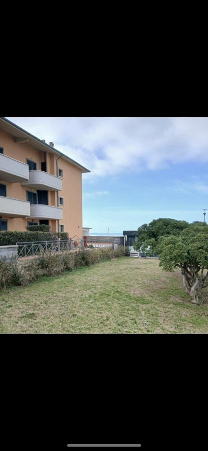 Appartamento Lo Scoglietto a 20 mt dal mare con grande terrazza privata - B&B Rosignano