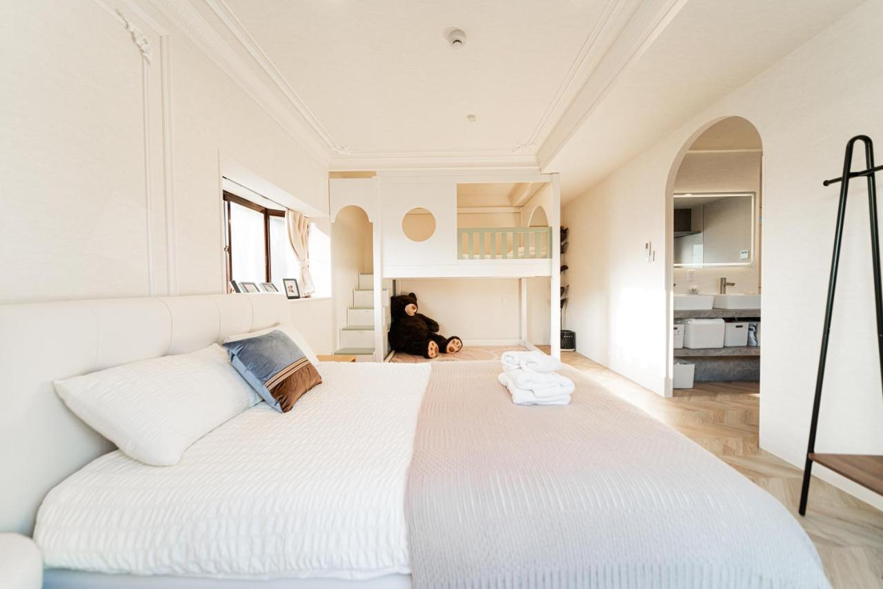C1 Shibuya, 2 bedrooms and 1 living room 2 bathrooms 2 toilets, 7 mins to ST Max 6P 渋谷全新装修 两室一厅 交通中心 车站7分钟 最大6人 直达新宿 涉谷 表参道 品川 池袋 上野 代代木 银座 原宿 - Chambres d'hôtes Tokyo