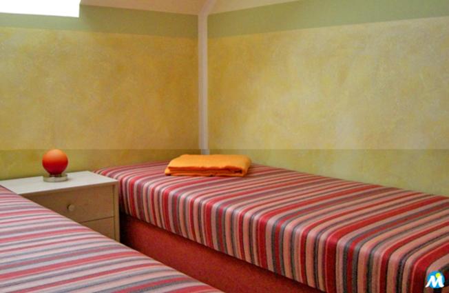 Ferienhaus Müritzstern - 3 Zimmer EG-Appartement - B&B Röbel