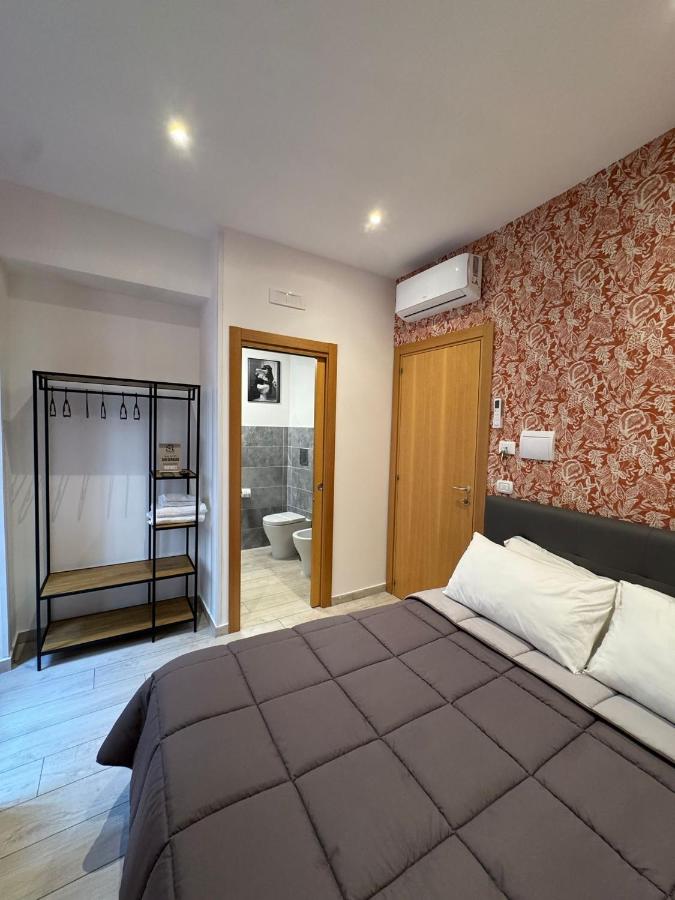 5 Santi Rooms - B&B Napoli