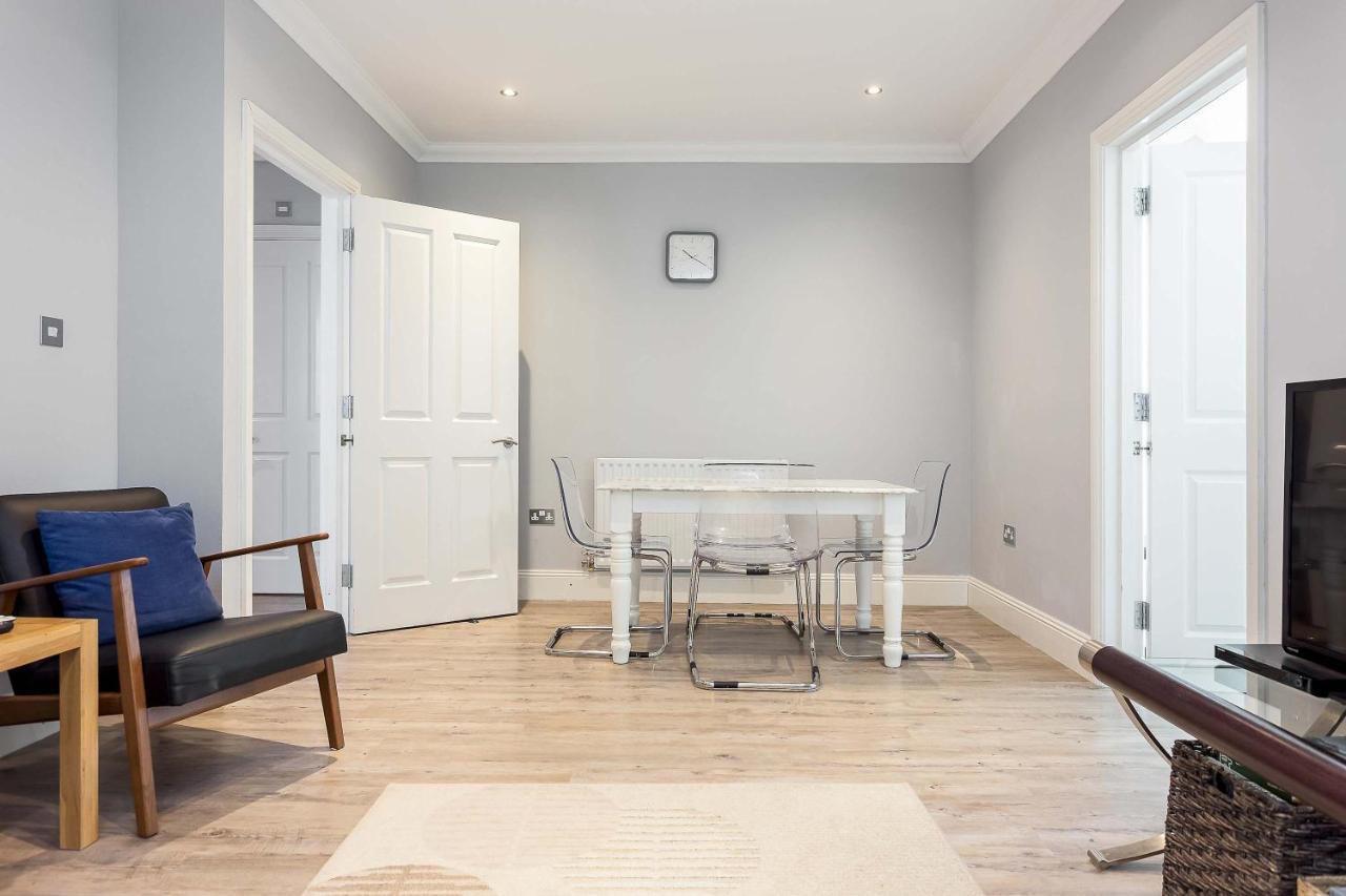 Daintree - Bournemouth- Short Walk to Alum Chine Beach - B&B Bournemouth