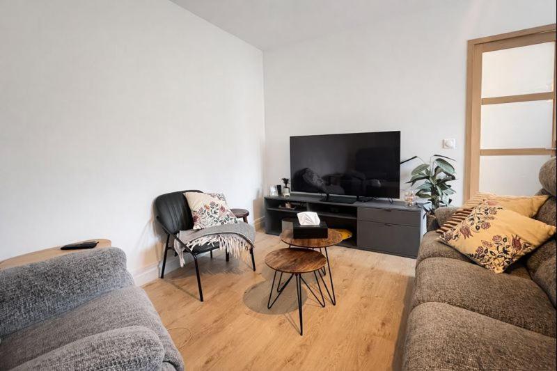 Atelier Van Gogh lumineux à Villeneuve d'Ascq - B&B Villeneuve-d'Ascq